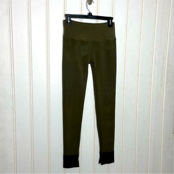 Fabletics High Waisted Seamless Leggings Sz S -771 - Picture 6 of 6